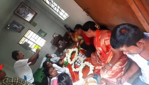 WB Election 2021: शोभा मजूमदार की मौत पर बंगाल में गरमाई सियासत, अमित शाह बोले- घाव ममता दीदी को करेगा परेशान WB Election 2021: शोभा मजूमदार की मौत पर बंगाल में गरमाई सियासत, अमित शाह बोले- घाव ममता दीदी को करेगा परेशान