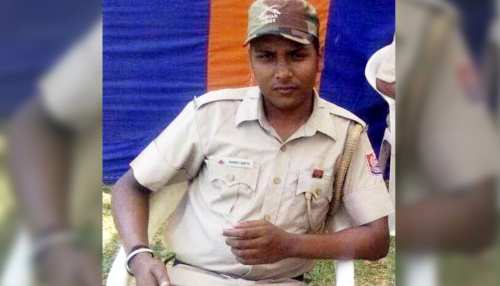 Delhi: सिविल डिफेंसकर्मी को ट्रक रोकना पड़ा भारी, 1500 मीटर तक घसीटता हुआ ले गया ट्रक चालक Delhi: सिविल डिफेंसकर्मी को ट्रक रोकना पड़ा भारी, 1500 मीटर तक घसीटता हुआ ले गया ट्रक चालक