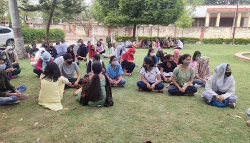 Rajasthan University के हॉस्टल बंद करने के आदेश, छात्र-छात्राएं आंदोलन की राह पर Rajasthan University के हॉस्टल बंद करने के आदेश, छात्र-छात्राएं आंदोलन की राह पर