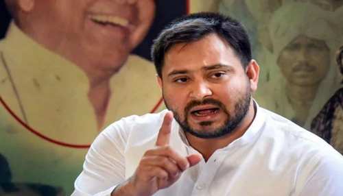 छोटे साहब बड़े साहब के आदेश का पालन कर रहे थे, नौटंकी से बाज आईए: तेजस्वी का नीतीश पर तंज छोटे साहब बड़े साहब के आदेश का पालन कर रहे थे, नौटंकी से बाज आईए: तेजस्वी का नीतीश पर तंज