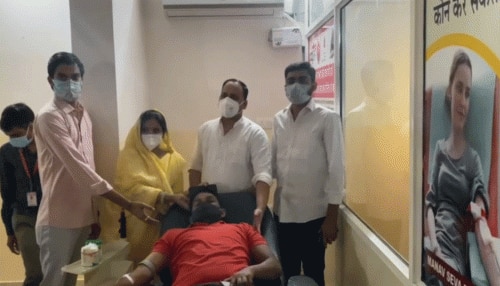 Jaipur: RCA अध्यक्ष Vaibhav Gehlot का जन्मदिन आज, कई जगहों पर चल रहे 'जनसेवा अभियान' Jaipur: RCA अध्यक्ष Vaibhav Gehlot का जन्मदिन आज, कई जगहों पर चल रहे 'जनसेवा अभियान'