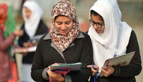 Jammu Kashmir: अनुच्छेद 370 हटने के बाद बदल रही प्रदेश की किस्मत, Shopian में दिख रहे ये बदलाव Jammu Kashmir: अनुच्छेद 370 हटने के बाद बदल रही प्रदेश की किस्मत, Shopian में दिख रहे ये बदलाव