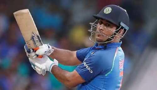 MS Dhoni के संन्यास के एक साल पूरे, स्कूल के दिनों के कोच ने कही ये बड़ी बात MS Dhoni के संन्यास के एक साल पूरे, स्कूल के दिनों के कोच ने कही ये बड़ी बात