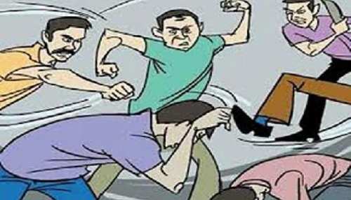 Supaul: रास्ते के विवाद को लेकर दो पक्षों के बीच हिंसक झड़प, 17 लोग हुए घायल Supaul: रास्ते के विवाद को लेकर दो पक्षों के बीच हिंसक झड़प, 17 लोग हुए घायल