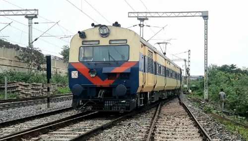 Bihar: 12 जोड़ी मेमू/पैसेंजर स्पेशल का परिचालन फिर से शुरू, यहां देखें पूरी List Bihar: 12 जोड़ी मेमू/पैसेंजर स्पेशल का परिचालन फिर से शुरू, यहां देखें पूरी List