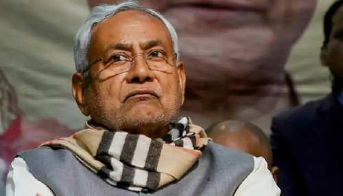 नीतीश के बयान पर Congress का हमला, कहा-पलटीमार CM के तौर पर याद करेगी जनता नीतीश के बयान पर Congress का हमला, कहा-पलटीमार CM के तौर पर याद करेगी जनता