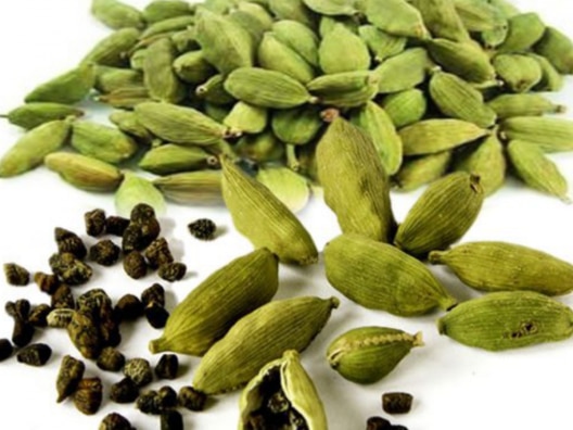 Cardamom totka at night for money goddess lakshmi will give you wealth elaichi ke totka