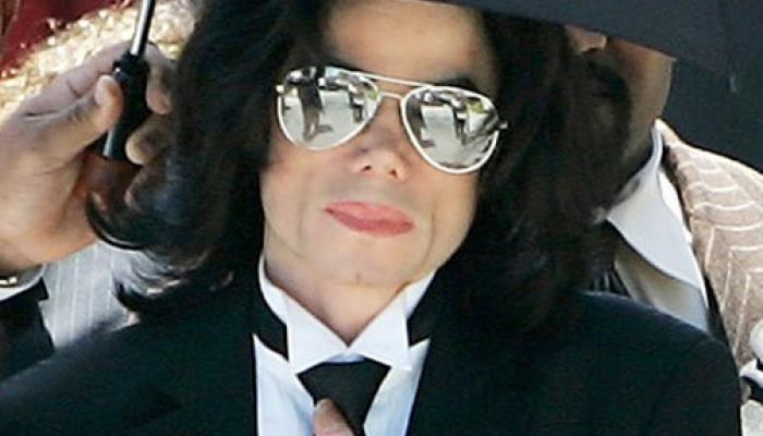 सेक्स करने से पहले कोड-वर्ड बोलते थे जैक्सन!