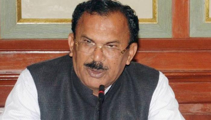 राजस्थान के शिक्षा मंत्री का चौंकाने वाला बयान- ऑक्सीजन ग्रहण करने और छोड़ने वाली इकलौती जीव है गाय राजस्थान के शिक्षा मंत्री का चौंकाने वाला बयान- ऑक्सीजन ग्रहण करने और छोड़ने वाली इकलौती जीव है गाय