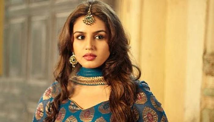 Favouritism exists in Bollywood, says Huma Qureshi | बॉलीवुड में होता है  पक्षपात : हुमा कुरैशी | Hindi News, बॉलीवुड