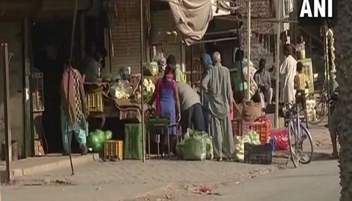 सिरसा में सुबह 7 बजे से कर्फ्यू में 12 घंटे की ढील, स्कूल-कॉलेज खुले सिरसा में सुबह 7 बजे से कर्फ्यू में 12 घंटे की ढील, स्कूल-कॉलेज खुले