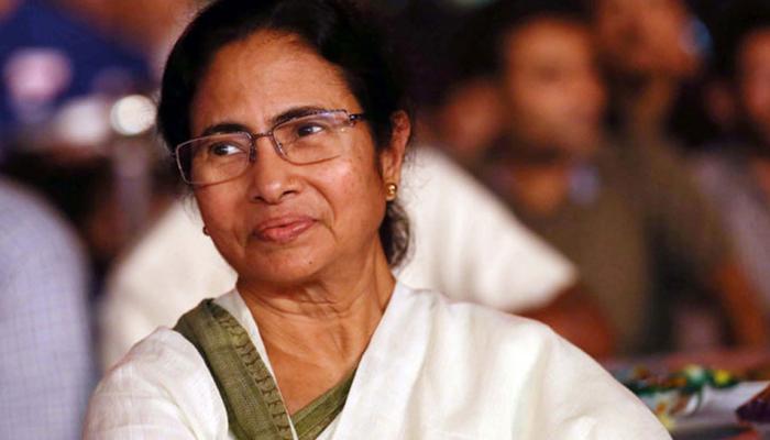 ममता बनर्जी की पीएम नरेंद्र मोदी से गुहार, दार्जिलिंग की पहाड़ियों से नहीं हटाए जाएं सुरक्षा बल ममता बनर्जी की पीएम नरेंद्र मोदी से गुहार, दार्जिलिंग की पहाड़ियों से नहीं हटाए जाएं सुरक्षा बल