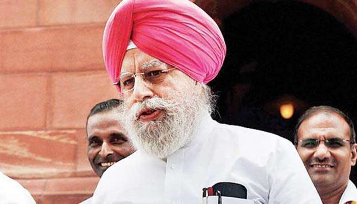 बीजेपी सांसद ने ममता सरकार को चेताया : गोलियों, जेल से दार्जिलिंग समस्या हल नहीं होगी बीजेपी सांसद ने ममता सरकार को चेताया : गोलियों, जेल से दार्जिलिंग समस्या हल नहीं होगी