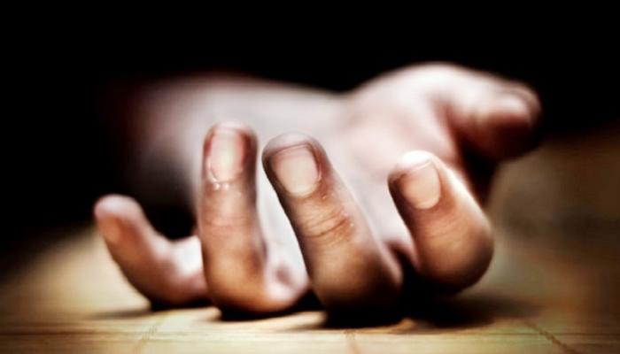 गुजरात: राजकोट में कांग्रेस नेता ने पत्नी संग की आत्महत्या गुजरात: राजकोट में कांग्रेस नेता ने पत्नी संग की आत्महत्या
