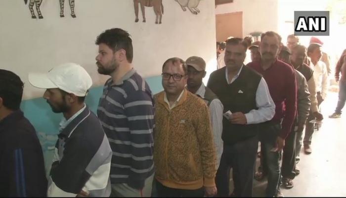 लुधियाना नगर निगम के लिए 2 बजे तक 43 फीसदी मतदान लुधियाना नगर निगम के लिए 2 बजे तक 43 फीसदी मतदान