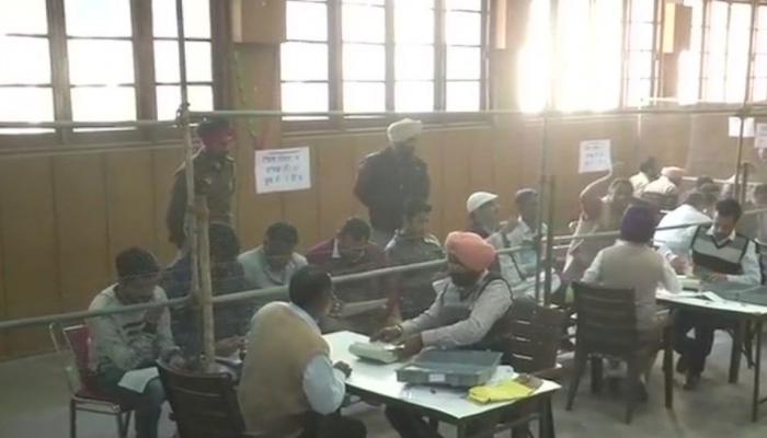 लुधियाना नगर निगम चुनाव में कांग्रेस की बंपर जीत, बीजेपी-शिअद गठबंधन को करारी शिकस्त लुधियाना नगर निगम चुनाव में कांग्रेस की बंपर जीत, बीजेपी-शिअद गठबंधन को करारी शिकस्त