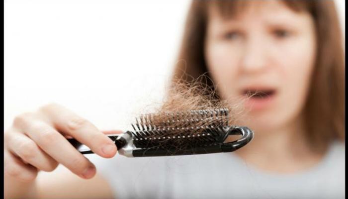 Hairfall Solution बालों का झड़ना रोकने के लिए यह हेयर ट्रीटमेंट फायदेमंद है, जानिए आप अभी