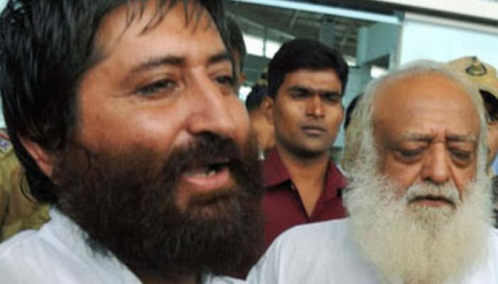 आसाराम के बेटे नारायण साईं पर रेप केस की जांच कर रही महिला IPS को मिली थी धमकी आसाराम के बेटे नारायण साईं पर रेप केस की जांच कर रही महिला IPS को मिली थी धमकी