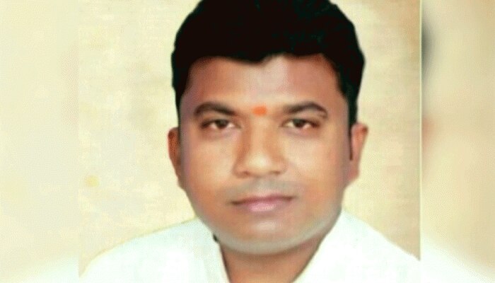 'योगी राज' में BJP नेता को गोलियों से भूना, दोस्त को छोड़ने जा रहे थे पवन केसरी 'योगी राज' में BJP नेता को गोलियों से भूना, दोस्त को छोड़ने जा रहे थे पवन केसरी