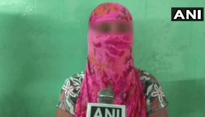 उन्नाव गैंगरेप केस: पीड़िता बोली- 'कुलदीप सेंगर को होनी चाहिए मौत की सजा' उन्नाव गैंगरेप केस: पीड़िता बोली- 'कुलदीप सेंगर को होनी चाहिए मौत की सजा'