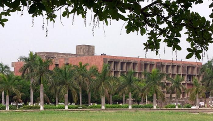 पंजाब यूनिवर्सिटी में इस तारीख से होंगे PG में दाखिले, जानिए एडमिशन की क्या हैं शर्तें पंजाब यूनिवर्सिटी में इस तारीख से होंगे PG में दाखिले, जानिए एडमिशन की क्या हैं शर्तें