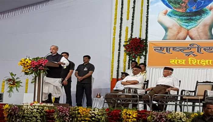 प्रणब के भाषण के बाद से RSS में शामिल होने के लिए लोगों के अनुरोध में बढ़ोतरी प्रणब के भाषण के बाद से RSS में शामिल होने के लिए लोगों के अनुरोध में बढ़ोतरी