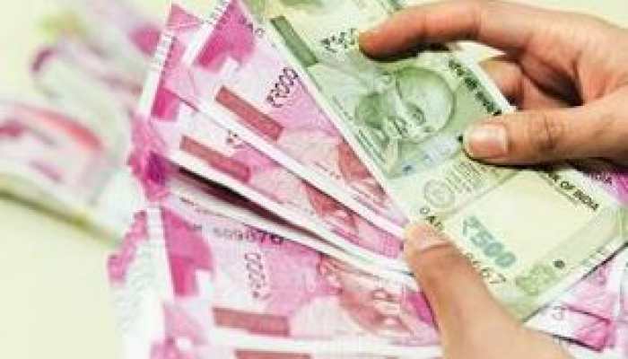 छत्तीसगढ़: 4 लाख रुपये के नकली नोट के साथ दो गिरफ्तार, प्रिंटर सहित अन्य सामान बरामद छत्तीसगढ़: 4 लाख रुपये के नकली नोट के साथ दो गिरफ्तार, प्रिंटर सहित अन्य सामान बरामद