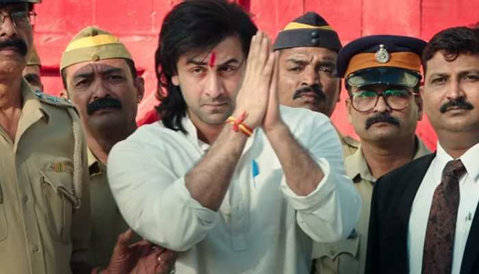 Box Office: 'थ्री इडियट्स' से आगे निकली 'संजू', तोड़ डाले ये सारे रिकॉर्ड...! Box Office: 'थ्री इडियट्स' से आगे निकली 'संजू', तोड़ डाले ये सारे रिकॉर्ड...!