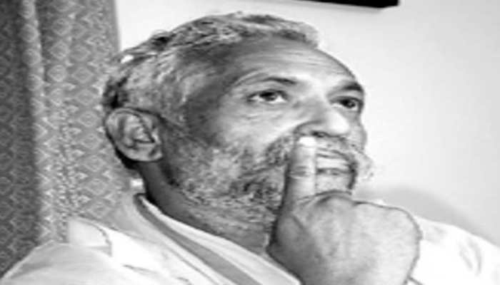 उमा भारती के बड़े भाई का निधन, अंतिम यात्रा में शामिल हुए CM शिवराज उमा भारती के बड़े भाई का निधन, अंतिम यात्रा में शामिल हुए CM शिवराज
