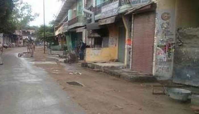 गांववालों के विरोध के चलते बंद रहा बांसवाड़ा गांववालों के विरोध के चलते बंद रहा बांसवाड़ा