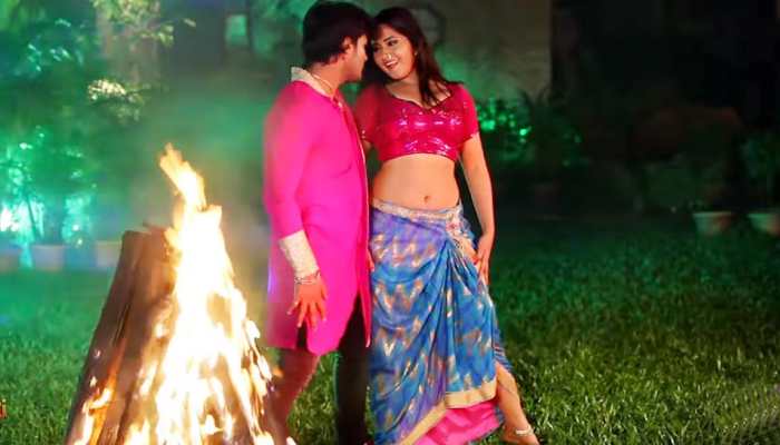 खेसारीलाल और काजल राघवानी की शूटिंग का VIDEO हुआ वायरल, अब तक लाखों बार देखा गया खेसारीलाल और काजल राघवानी की शूटिंग का VIDEO हुआ वायरल, अब तक लाखों बार देखा गया