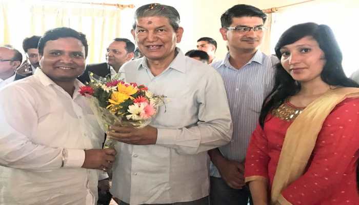 अतिक्रमण को लेकर उत्तराखंड में सियासत तेज, हरीश रावत का बीजेपी पर जोरदार हमला अतिक्रमण को लेकर उत्तराखंड में सियासत तेज, हरीश रावत का बीजेपी पर जोरदार हमला