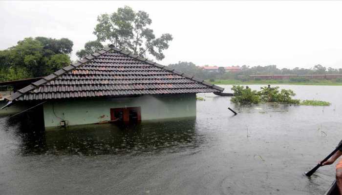 केरल में भारी बारिश, 1.18 लाख लोग राहत शिविरों में रहने को मजबूर केरल में भारी बारिश, 1.18 लाख लोग राहत शिविरों में रहने को मजबूर