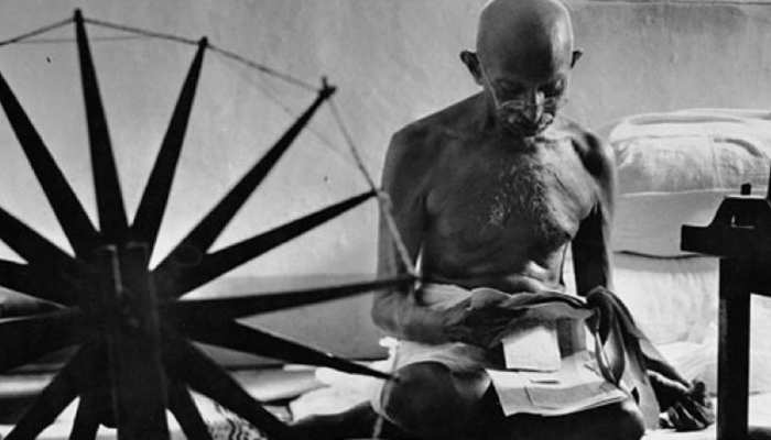 महात्मा गांधी की 150वीं जयंती पर साबरमती से अहमदाबाद के बीच चलेगी 'भाप-संचालित ट्रेन' महात्मा गांधी की 150वीं जयंती पर साबरमती से अहमदाबाद के बीच चलेगी 'भाप-संचालित ट्रेन'