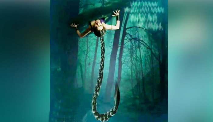 'डायन' अवतार में कहर ढा रही है यह भोजपुरी एक्ट्रेस, देखें तस्वीरें 'डायन' अवतार में कहर ढा रही है यह भोजपुरी एक्ट्रेस, देखें तस्वीरें