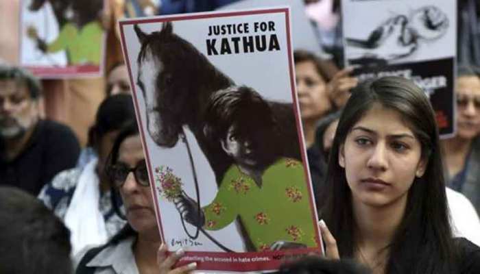 कठुआ मामला: हैडराइटिंग की जांच से पता चला आरोपी के मेरठ में होने का दावा गलत कठुआ मामला: हैडराइटिंग की जांच से पता चला आरोपी के मेरठ में होने का दावा गलत