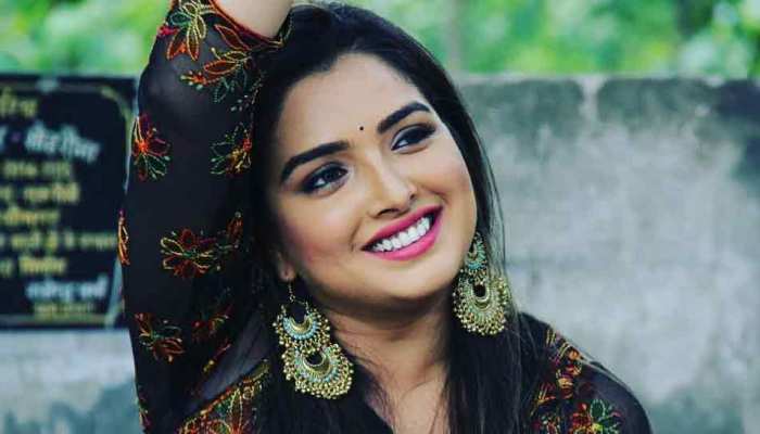 VIDEO: भोजपुरी एक्ट्रेस आम्रपाली को हुआ इस बॉलीवुड एक्टर से प्यार, बोलीं- I LOVE YOU VIDEO: भोजपुरी एक्ट्रेस आम्रपाली को हुआ इस बॉलीवुड एक्टर से प्यार, बोलीं- I LOVE YOU