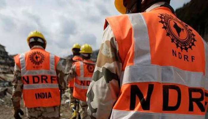 झारखंड : 24 घंटे की मशक्कत के बाद NDRF ने निकाला नदी में डूबे बच्चों का शव झारखंड : 24 घंटे की मशक्कत के बाद NDRF ने निकाला नदी में डूबे बच्चों का शव
