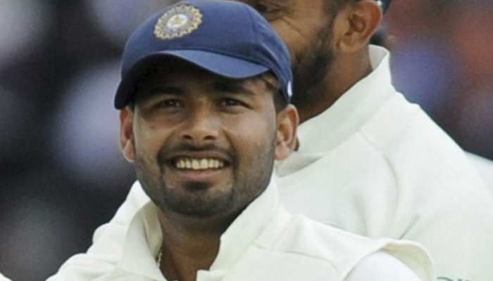 INDvsENG: ऋषभ पंत ने खोला राज, कैसे मिली टीम में जगह और क्या था द्रविड़ का रोल INDvsENG: ऋषभ पंत ने खोला राज, कैसे मिली टीम में जगह और क्या था द्रविड़ का रोल