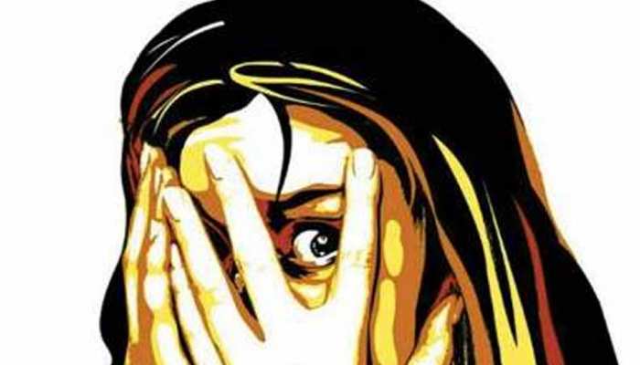 गोंडा में मनचलों का किया विरोध, तो पिता को पीटा गोंडा में मनचलों का किया विरोध, तो पिता को पीटा