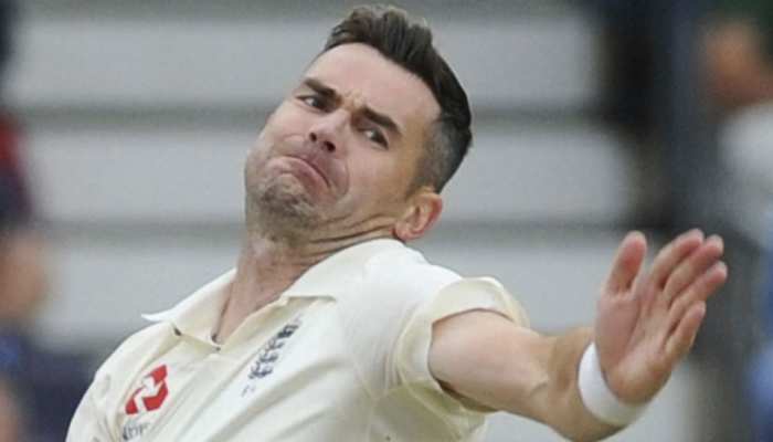 INDvsENG: जेम्स एंडरसन बनेंगे दुनिया के सबसे सफल पेसर, 7 विकेट हैं दूर INDvsENG: जेम्स एंडरसन बनेंगे दुनिया के सबसे सफल पेसर, 7 विकेट हैं दूर
