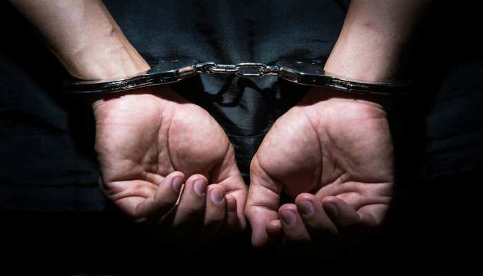 बाल तस्करी के आरोप में झारखंड पुलिस ने लुधियाना से एक व्यक्ति को किया गिरफ्तार बाल तस्करी के आरोप में झारखंड पुलिस ने लुधियाना से एक व्यक्ति को किया गिरफ्तार