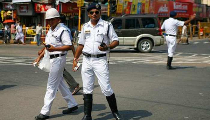 मणिपुर के उग्रवादी संगठन का नेता कोलकाता से गिरफ्तार मणिपुर के उग्रवादी संगठन का नेता कोलकाता से गिरफ्तार