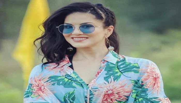 बेंगलुरू: सनी लियोनी के शो के विरोध में उतरे कन्नड़ संगठन, बीते साल भी हुआ था कैंसिल