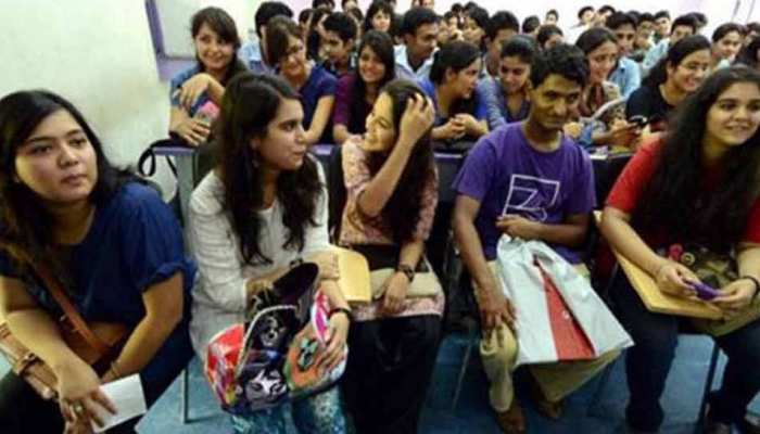 JEE Main 2019 : 30 सितंबर है अप्लाई करने की अंतिम तारीख, जानें कब होगी परीक्षा JEE Main 2019 : 30 सितंबर है अप्लाई करने की अंतिम तारीख, जानें कब होगी परीक्षा