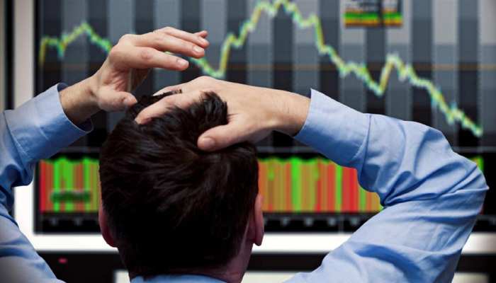 पेट्रोल-डीजल के दाम में कटौती से शेयर बाजार में भूचाल, सेंसेक्स 500 अंक टूटा