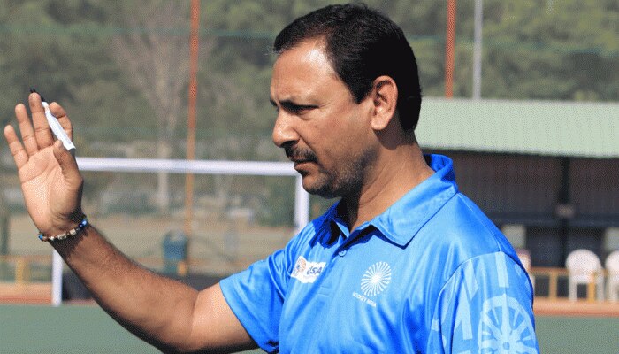 Asian Champions Trophy: भारत-जापान में सेमीफाइनल, कोच हरेंद्र ने खिलाड़ियों दी यह चेतावनी Asian Champions Trophy: भारत-जापान में सेमीफाइनल, कोच हरेंद्र ने खिलाड़ियों दी यह चेतावनी