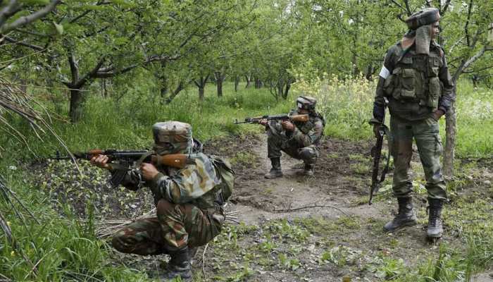 छत्तीसगढ़ में चुनाव से पहले बड़ा नक्सली हमला, CRPF के चार जवान शहीद छत्तीसगढ़ में चुनाव से पहले बड़ा नक्सली हमला, CRPF के चार जवान शहीद