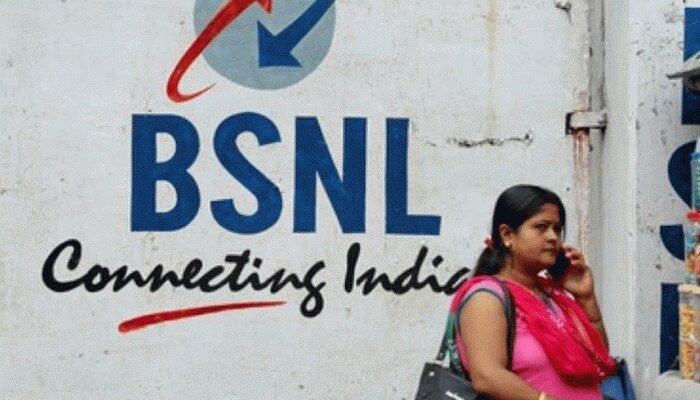 BSNL Vs Jio: अब सिर्फ 100 रुपये में पाएं 399 रुपये के प्लान की सुविधाएं BSNL Vs Jio: अब सिर्फ 100 रुपये में पाएं 399 रुपये के प्लान की सुविधाएं