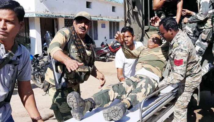 छत्तीसगढ़: बीजापुर में माओवादियों ने किया IED ब्लास्ट, BSF के 6 जवान घायल, 2 की हालत नाजुक छत्तीसगढ़: बीजापुर में माओवादियों ने किया IED ब्लास्ट, BSF के 6 जवान घायल, 2 की हालत नाजुक